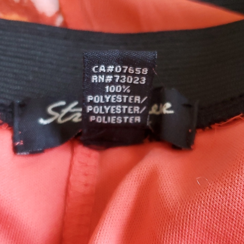 Dress - Picture 3 of 3